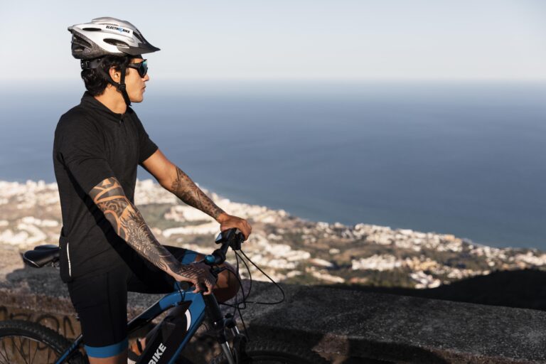 An E-Bike Adventure through the Timeless Beauty of the Cinque Terre